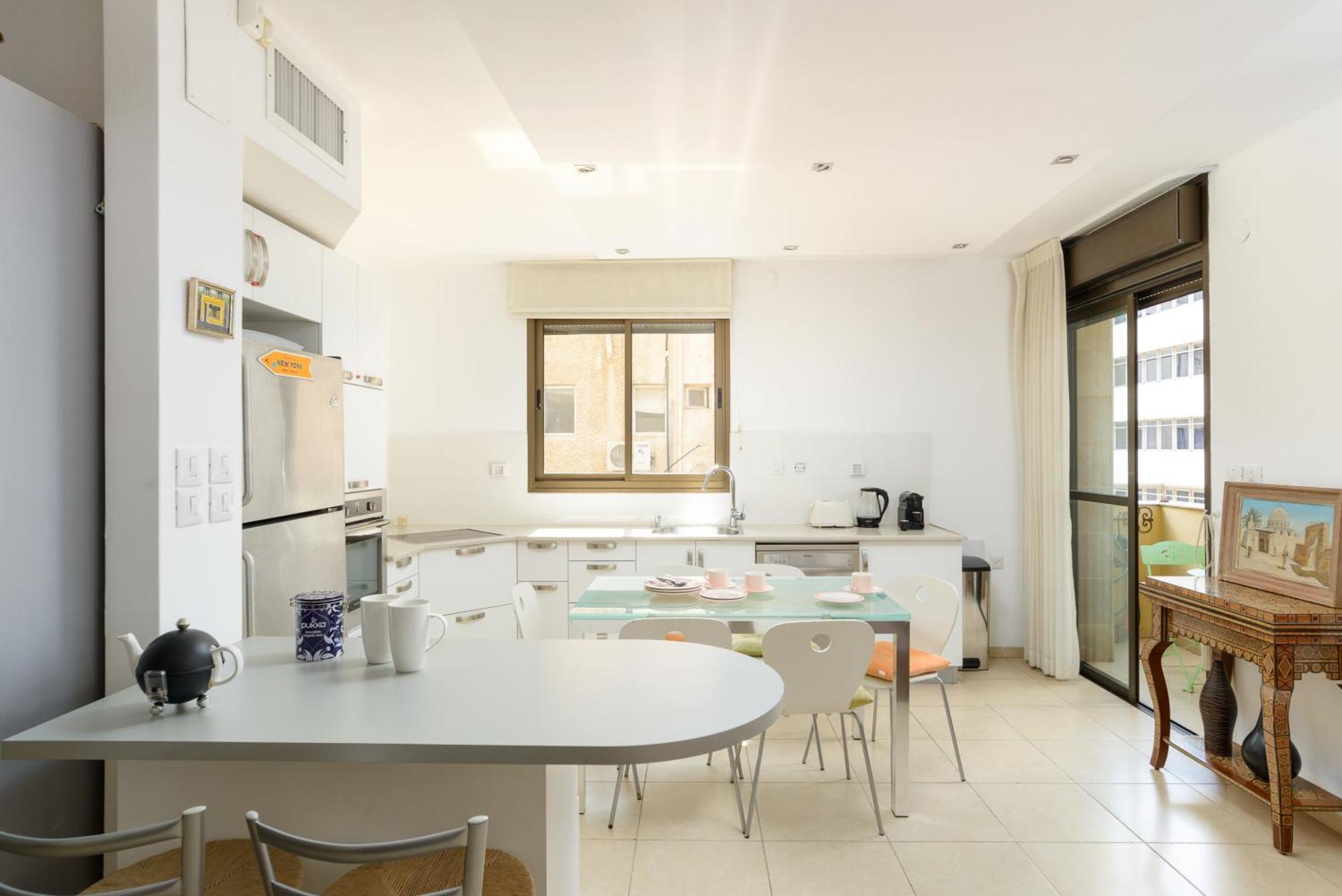 Cosy 1Br Near Beach By Feelhome Тел Авив Екстериор снимка