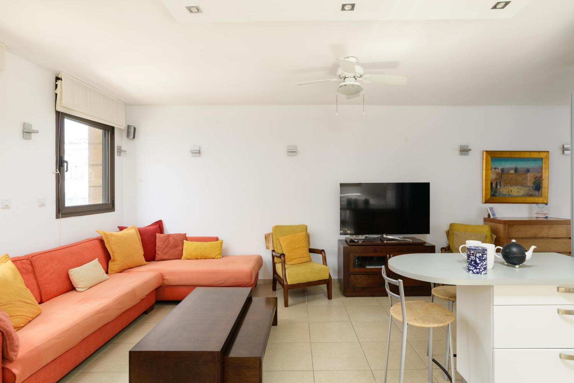 Cosy 1Br Near Beach By Feelhome Тел Авив Екстериор снимка