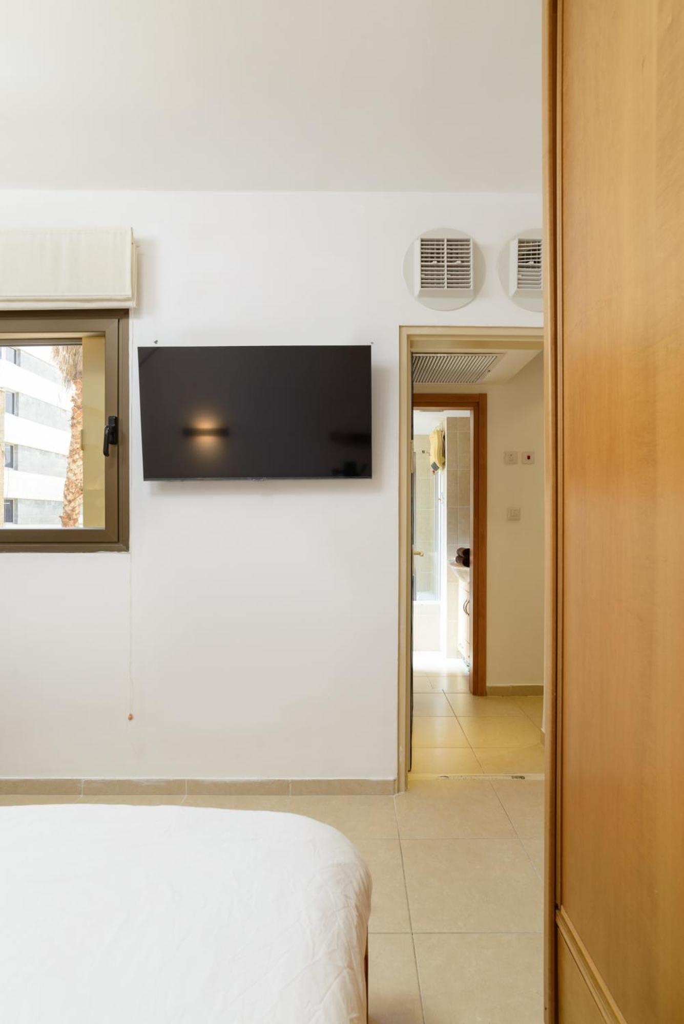Cosy 1Br Near Beach By Feelhome Тел Авив Екстериор снимка
