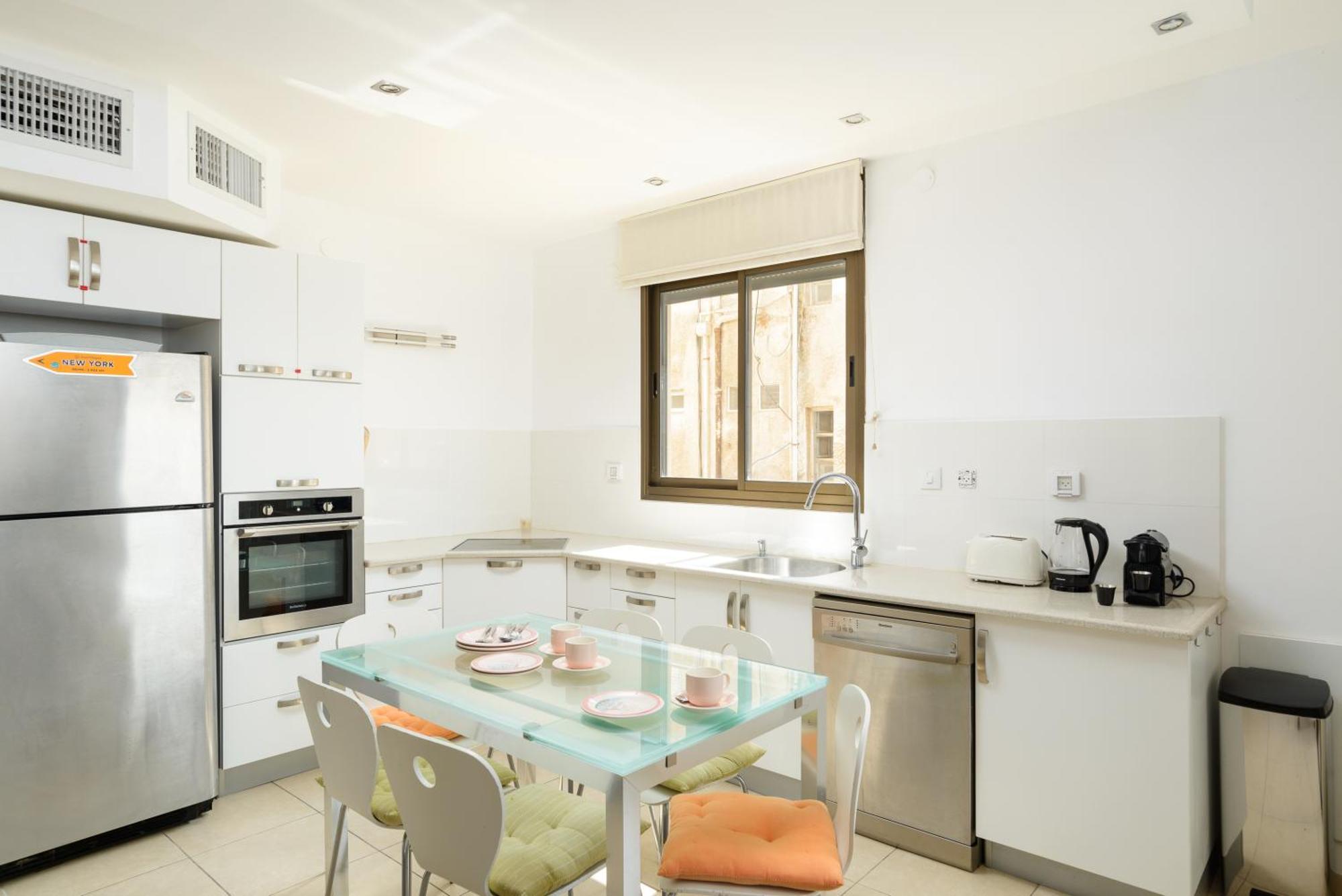 Cosy 1Br Near Beach By Feelhome Тел Авив Екстериор снимка
